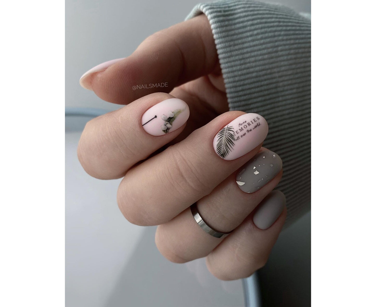 <tc>HELLO Tint base CLOUDS. Sunset collection</tc>