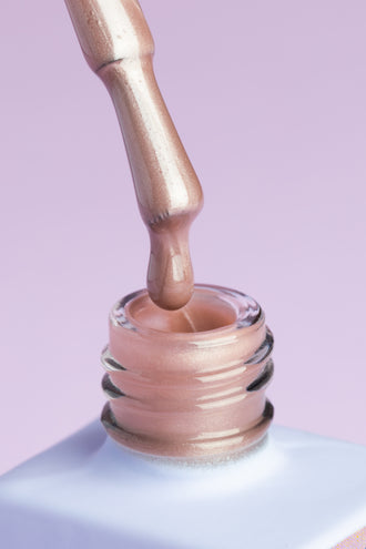 DNKa Esmalte semipermanente. #0033 Cat Eye Silk