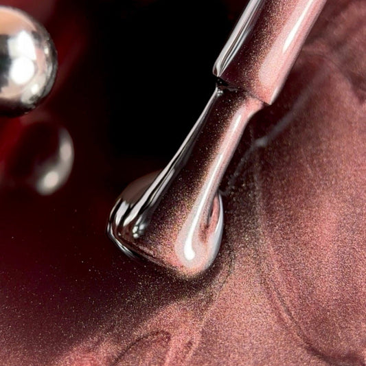 BIBLIOTEKA Gel Polish Cat Eye Nº 07 Wine Flare