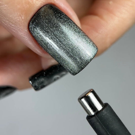 NAILSOFTHEDAY Imán Cat Eye