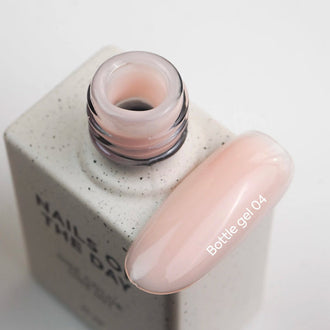 NAILSOFTHEDAY Bottle Gel #04