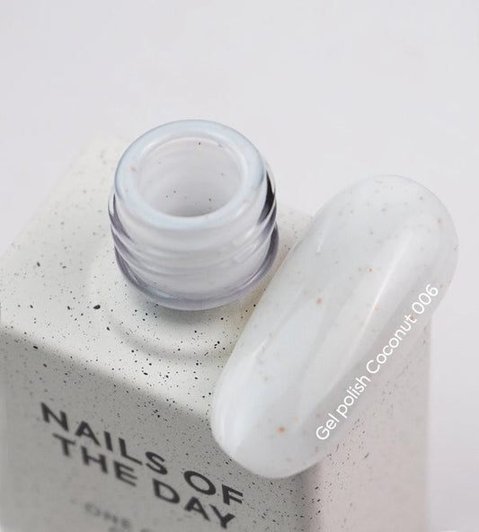 NAILSOFTHEDAY Gel Polish Coconut