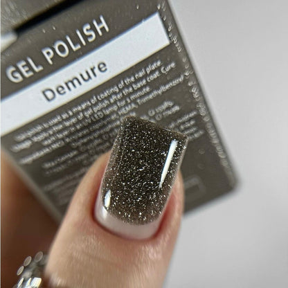 HEYLOVE DEMURE reflective semi-permanent nail polish. Grey