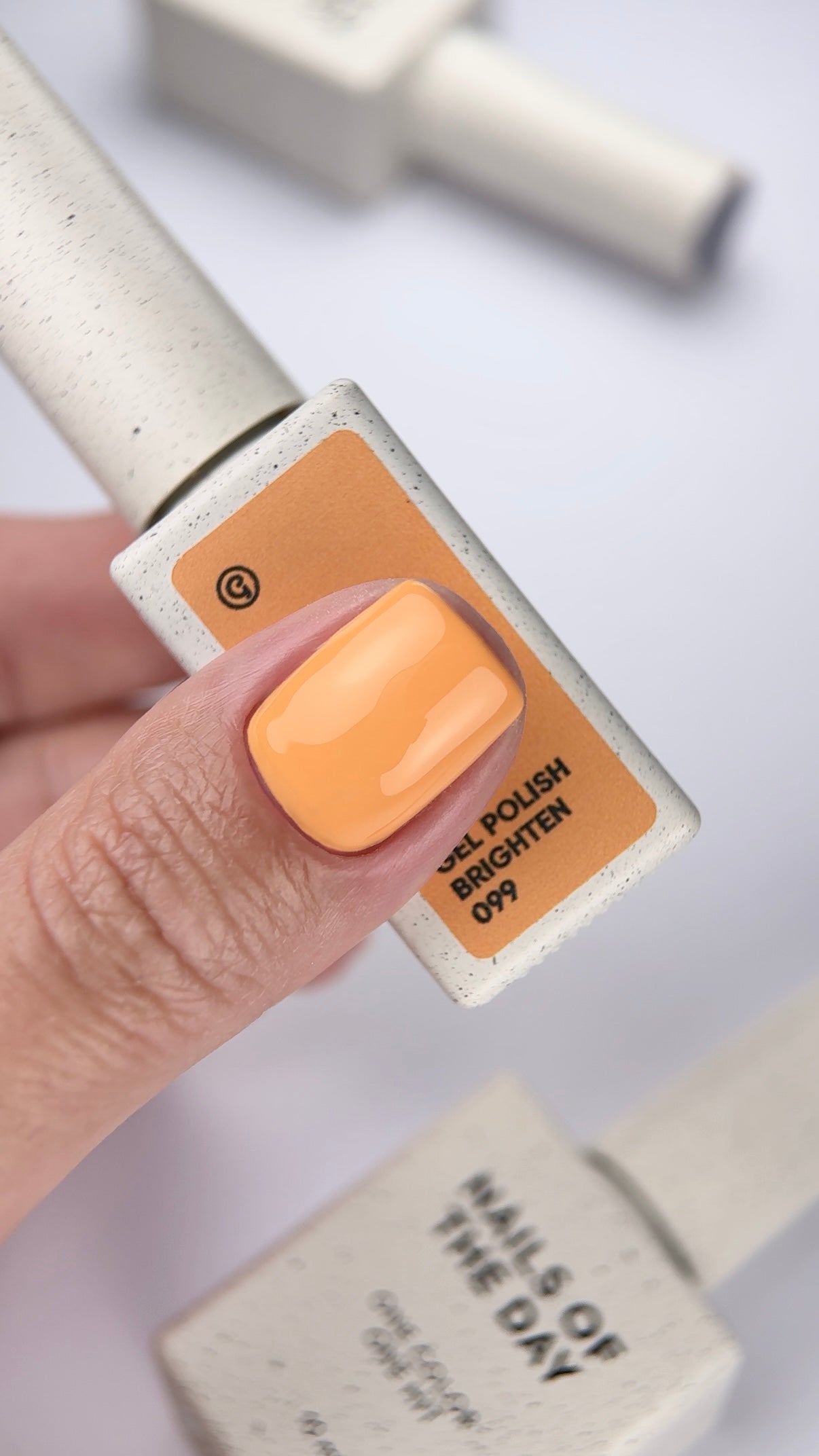Vernis gel NAILSOFTHEDAY. Spécial Sud.