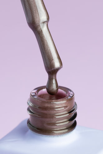 DNKa Esmalte semipermanente. #0035 Cat Eye Silk