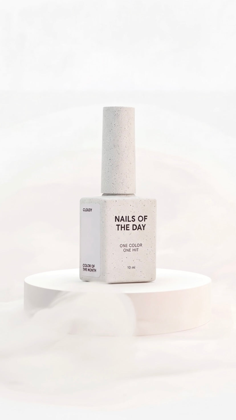 NAILSOFTHEDAY Color of the Month April 2026 Cloudy - blanco lechoso