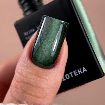 BIBLIOTEKA Gel Polish Cat Eye N° 04 Rayonnement Forestier