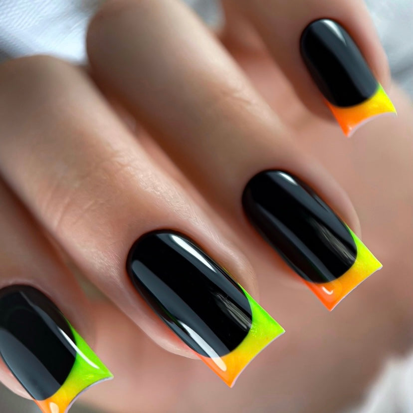 NAILSOFTHENIGHT Supernova nails Palette