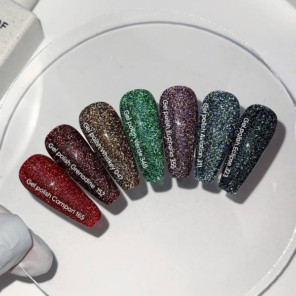 NAILSOFTHEDAY Gel Polish Reflectante Grenadine