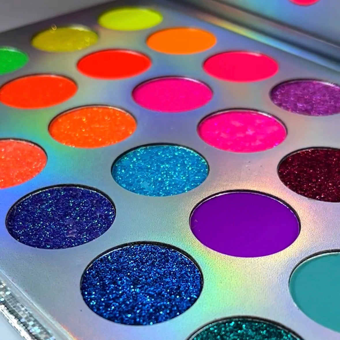 NAILSOFTHENIGHT Supernova nails Palette