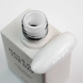 NAILSOFTHEDAY Bottle Gel #01