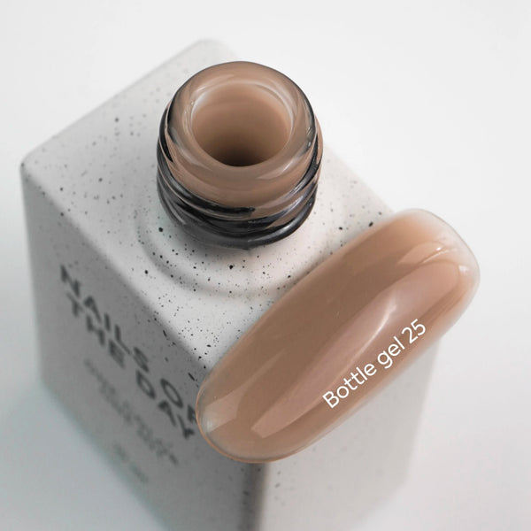 NAILSOFTHEDAY Bottle Gel #25