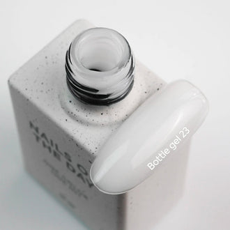 NAILSOFTHEDAY Bottle Gel #23