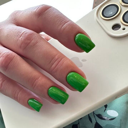 Vernis gel NAILSOFTHEDAY, spécial vert