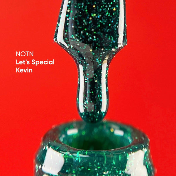 NAILSOFTHENIGHT Gel Polish Reflectante Let's special Kevin