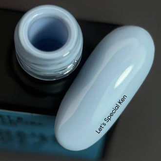 Vernis gel NAILSOFTHEDAY. Spécial Ken.