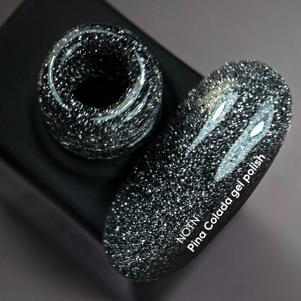 NAILSOFTHENIGHT Gel Polish Reflectante Pina Colada
