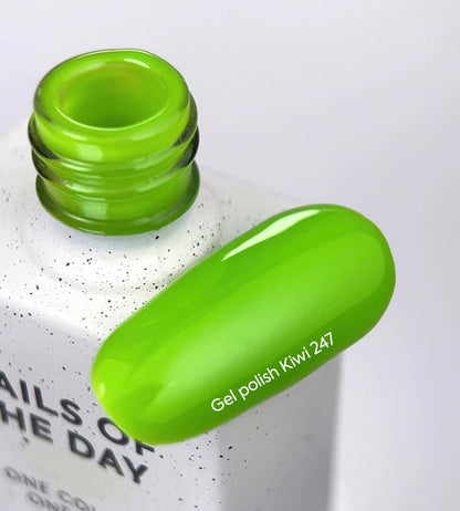 NAILSOFTHEDAY Gel Polish Kiwi