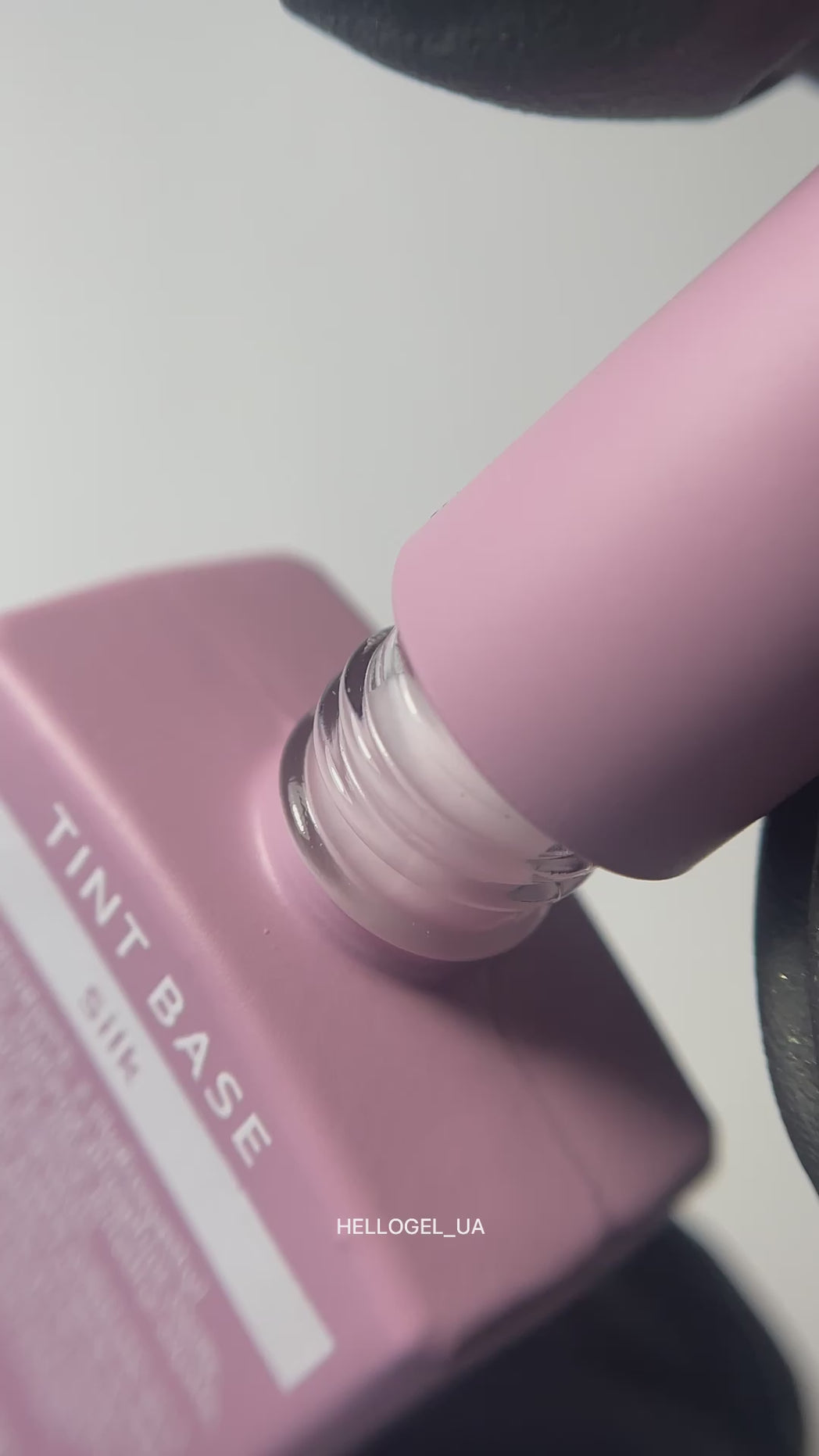 HELLO Tint base SILK. Color: Malva